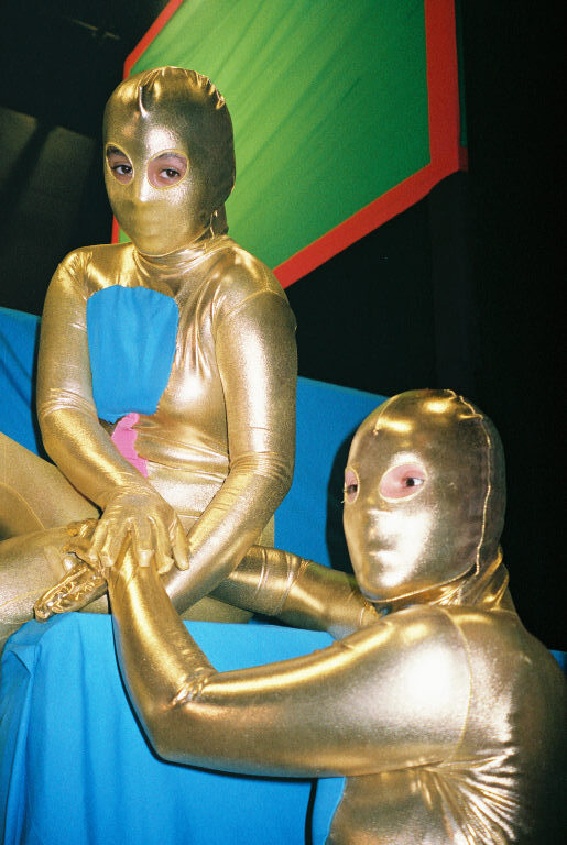 julian_gilbert_olive/julian_gilbert_30.jpg